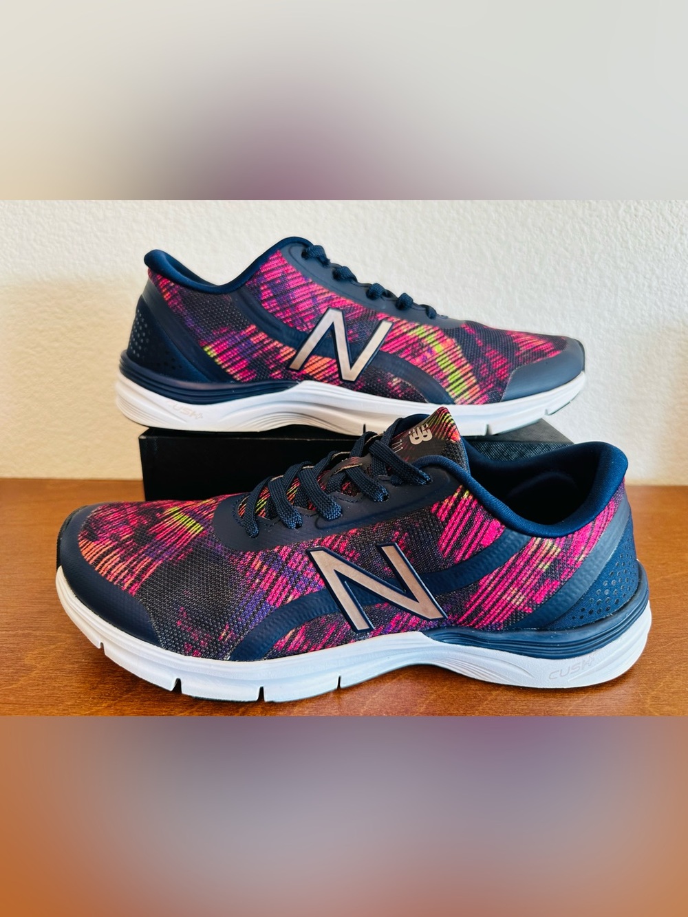 New Balance Womens 711 V3
WX711AG3 Pink Blue Running
Shoes Sneakers Size 10